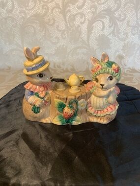 Fitz and Floyd Cream Bunny Tea Party Butter dish (top only).